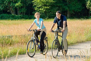 Radtouren rund um Graal-Müritz Fahrradfaher unterwegs